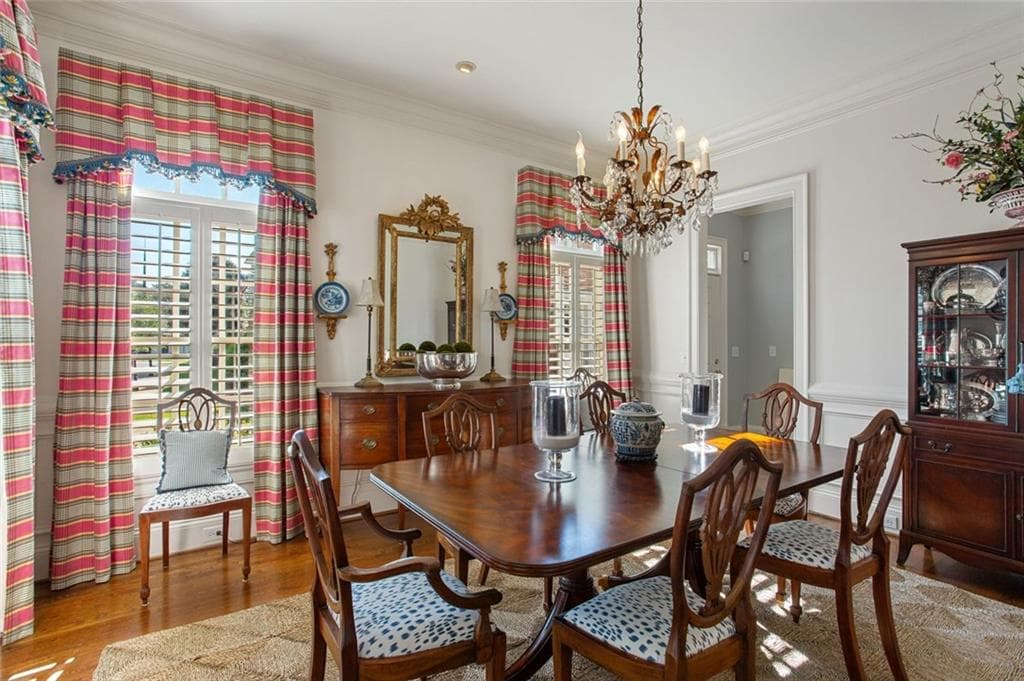 5 bedroom, 6 bathroom, 4,076 sq ft single family residence under contract at 1509 Collier Place, Smyrna, GA 30080 — photo 4