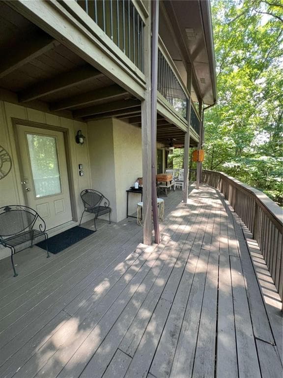 2 bedroom, 2 bathroom, 898 sq ft condominium for sale at 9010 B-1 Prestige Lane 1, Gainesville, GA 30506 — photo 3