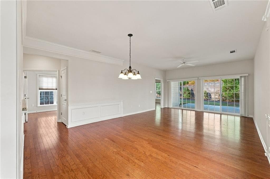 2 bedroom, 2 bathroom, 1,388 sq ft single family residence for sale at 6235 Ivy Stone Way, Hoschton, GA 30548 — photo 3