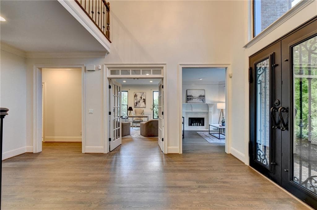 5 bedroom, 6 bathroom, 4,914 sq ft single family residence under contract at 805 Longstone Landing, Alpharetta, GA 30022 — photo 5