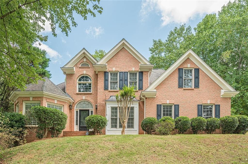 5 bedroom, 5 bathroom, 2,928 sq ft single family residence for sale at 6415 Wenham Court, Cumming, GA 30040 — photo 1 of 72