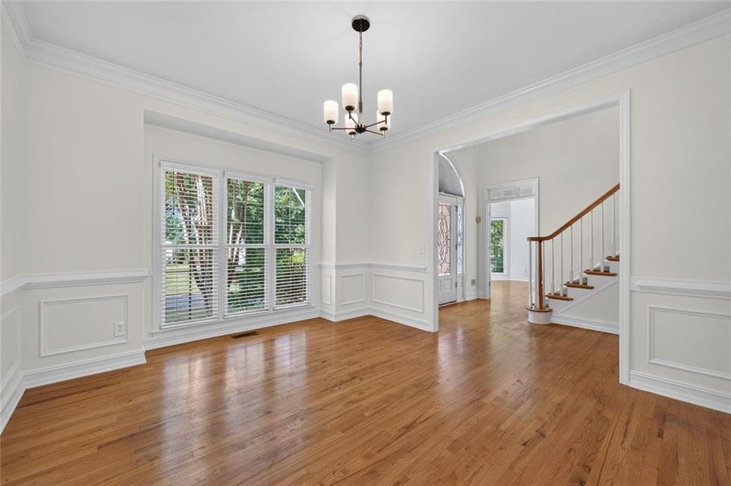 5 bedroom, 5 bathroom, 2,928 sq ft single family residence for sale at 6415 Wenham Court, Cumming, GA 30040 — photo 9