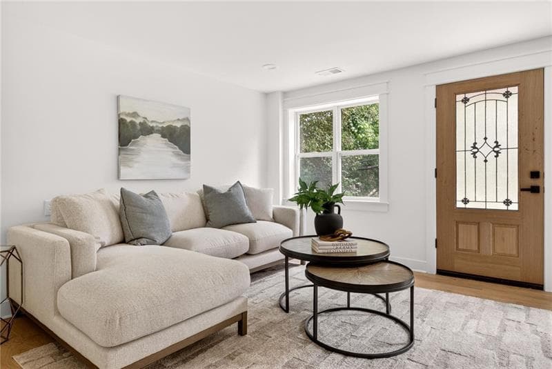 4 bedroom, 3 bathroom, 2,540 sq ft single family residence for sale at 656 Channing Drive, Atlanta, GA 30318 — photo 5