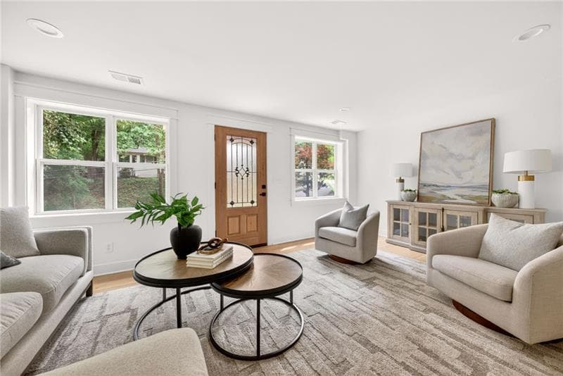 4 bedroom, 3 bathroom, 2,540 sq ft single family residence for sale at 656 Channing Drive, Atlanta, GA 30318 — photo 6