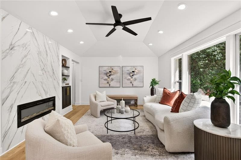 4 bedroom, 3 bathroom, 2,540 sq ft single family residence for sale at 656 Channing Drive, Atlanta, GA 30318 — photo 10