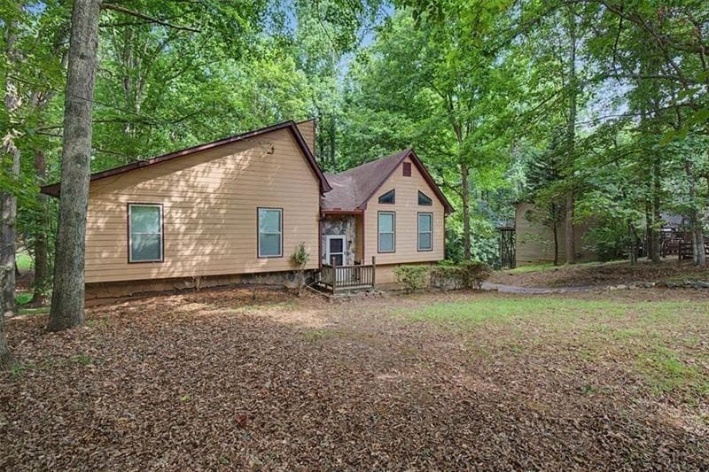 3 bedroom, 2 bathroom, 1,834 sq ft single family residence for sale at 380 N Victoria Road, Woodstock, GA 30189 — photo 5