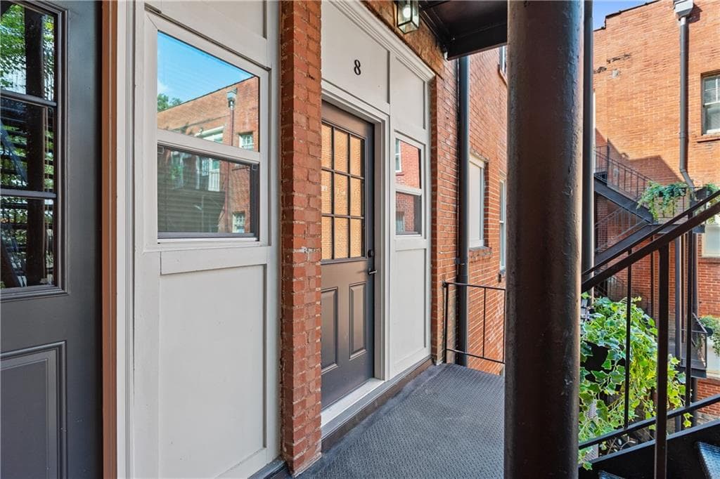 1 bedroom, 1 bathroom, 550 sq ft apartment for rent at 360 Ponce De Leon Avenue 7, Atlanta, GA 30308 for $1,400 a month — photo 2