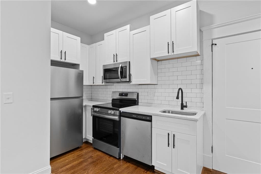 1 bedroom, 1 bathroom, 550 sq ft apartment for rent at 360 Ponce De Leon Avenue 7, Atlanta, GA 30308 for $1,400 a month — photo 5