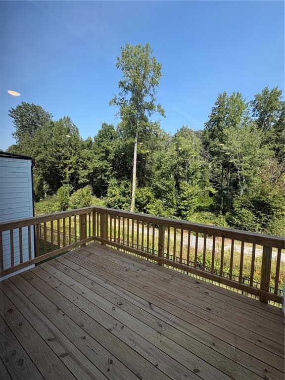 3 bedroom, 3 bathroom, 1,831 sq ft townhouse for sale at 2562 States Avenue, Doraville, GA 30360 — photo 2