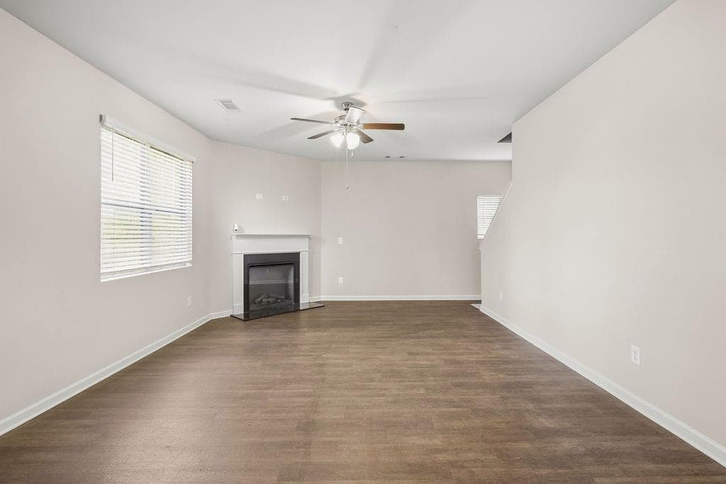 4 bedroom, 3 bathroom, 2,467 sq ft single family residence for sale at 9430 Bandywood Drive, Covington, GA 30014 — photo 8