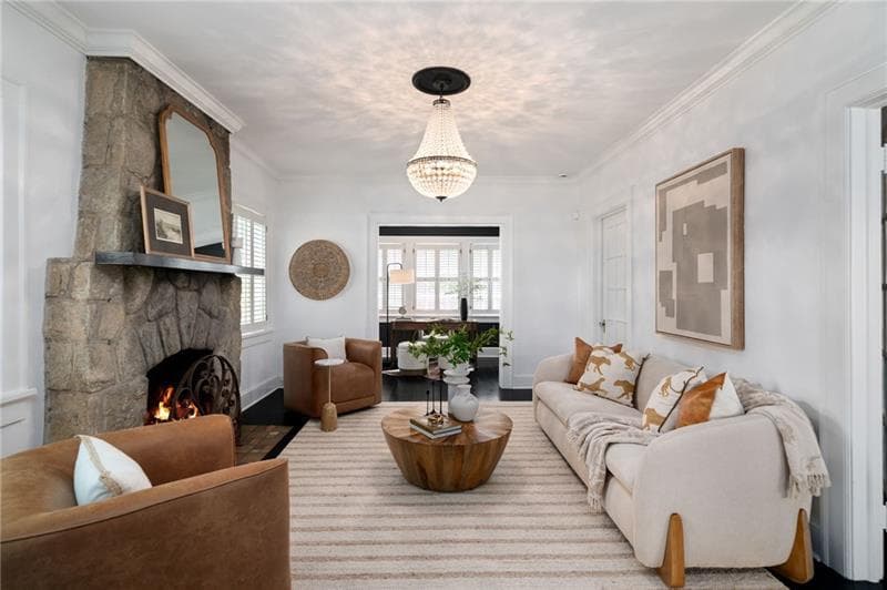 4 bedroom, 3 bathroom, 2,618 sq ft single family residence for sale at 578 Montgomery Ferry Road, Atlanta, GA 30324 — photo 4