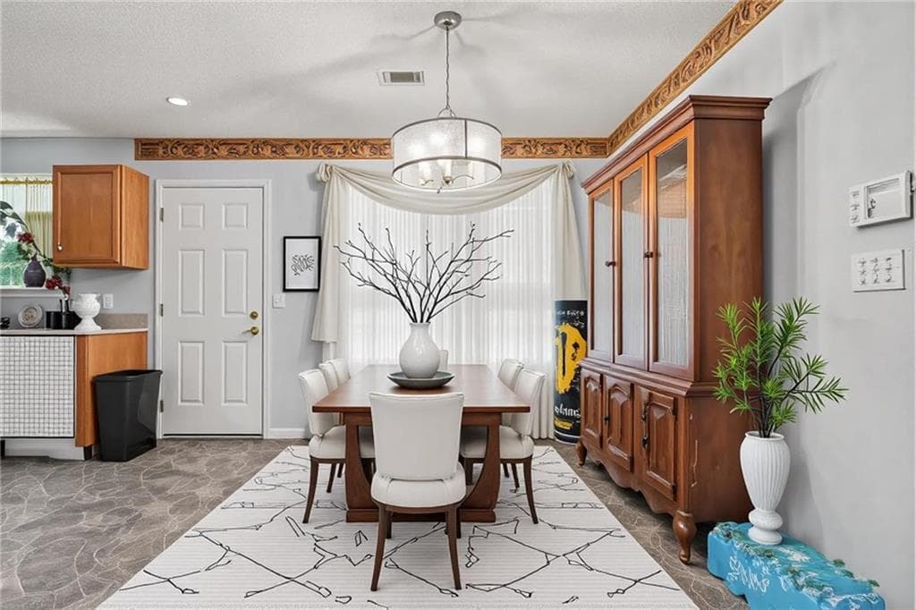 3 bedroom, 2 bathroom, 1,416 sq ft single family residence for sale at 4967 Wolfcreek View, College Park, GA 30349 — photo 7