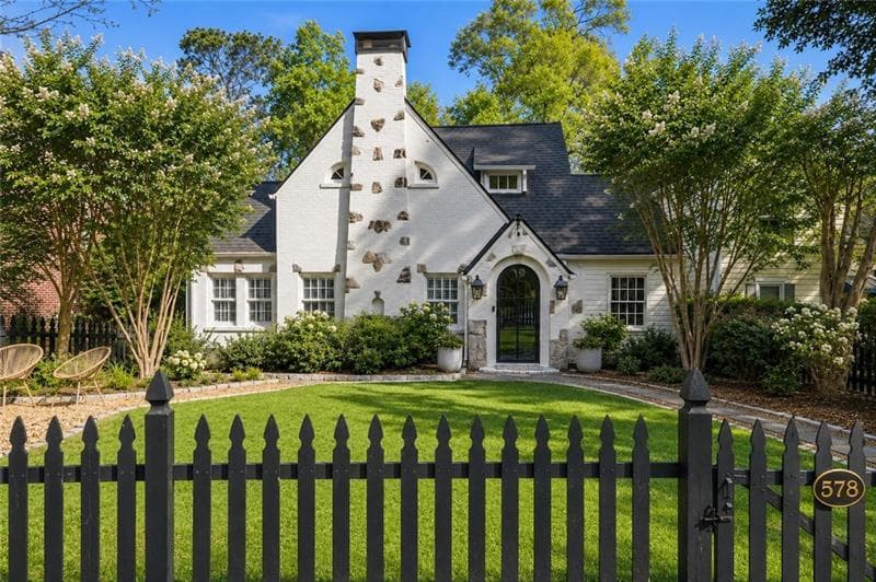 4 bedroom, 3 bathroom, 2,618 sq ft single family residence for sale at 578 Montgomery Ferry Road, Atlanta, GA 30324 — photo 1 of 33