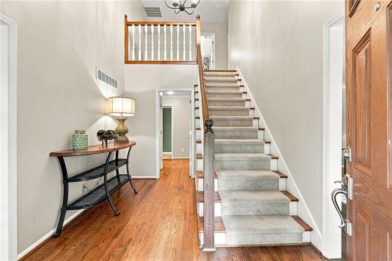 5 bedroom, 4 bathroom, 3,379 sq ft single family residence under contract at 2569 Chimney Springs Drive, Marietta, GA 30062 — photo 9