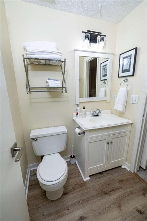 2 bedroom, 2 bathroom, 858 sq ft condominium for sale at 9010 Prestige Lane 2, Gainesville, GA 30506 — photo 9