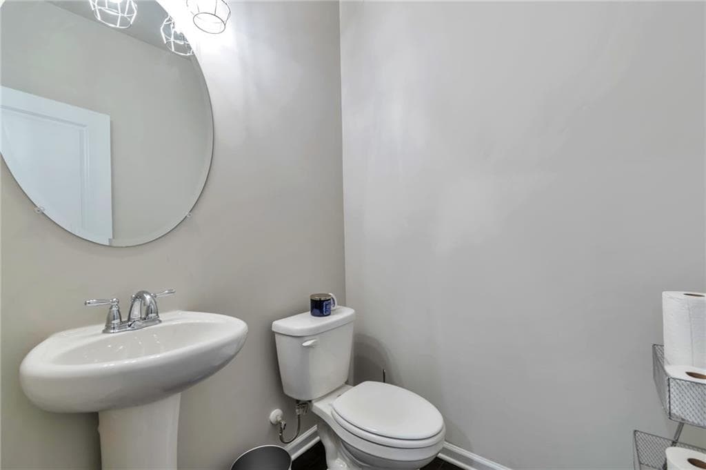 3 bedroom, 3 bathroom, 1,878 sq ft single family residence for sale at 1536 Bassett Street, Stone Mountain, GA 30083 — photo 5
