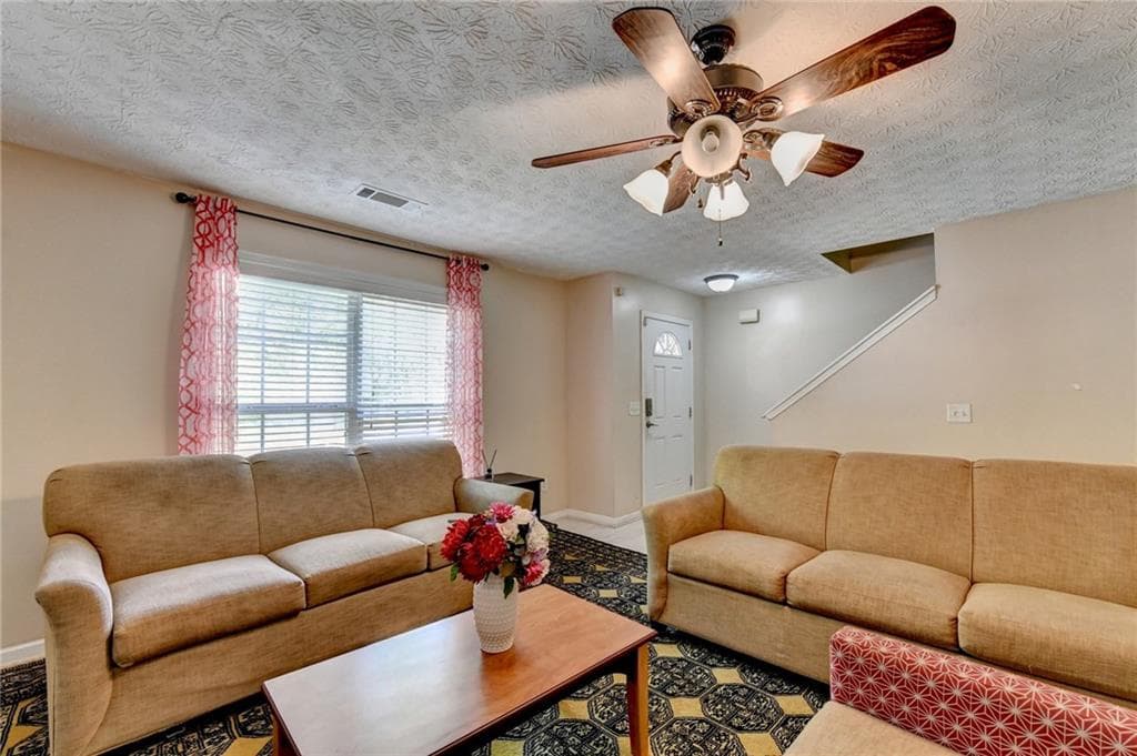 5 bedroom, 4 bathroom, 2,020 sq ft single family residence for sale at 735 Castlebrooke Way, Lawrenceville, GA 30045 — photo 6