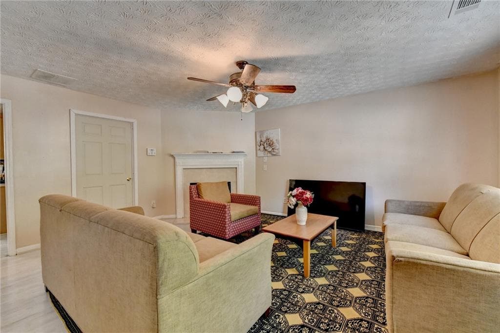 5 bedroom, 4 bathroom, 2,020 sq ft single family residence for sale at 735 Castlebrooke Way, Lawrenceville, GA 30045 — photo 7
