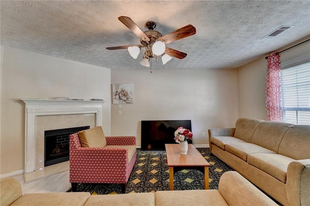 5 bedroom, 4 bathroom, 2,020 sq ft single family residence for sale at 735 Castlebrooke Way, Lawrenceville, GA 30045 — photo 10