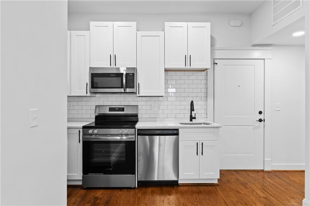 1 bedroom, 1 bathroom, 550 sq ft apartment for rent at 360 Ponce De Leon Avenue 7, Atlanta, GA 30308 for $1,400 a month — photo 7