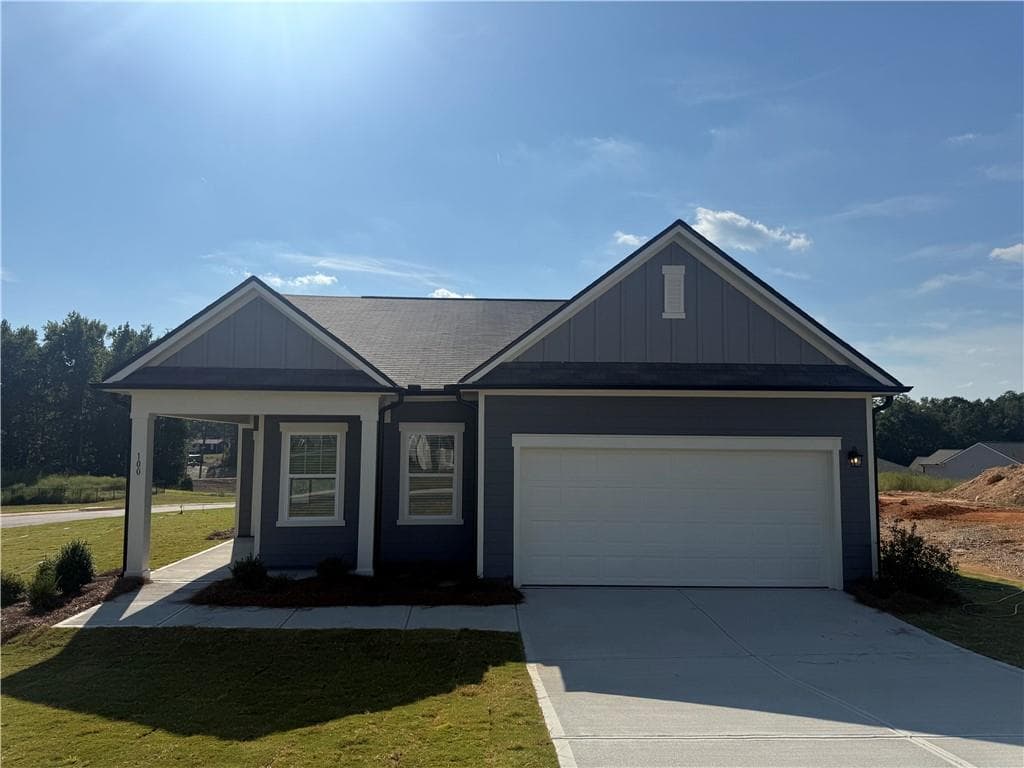 3 bedroom, 2 bathroom, 1,429 sq ft single family residence for sale at 100 Tarabai Drive, Carrollton, GA 30116