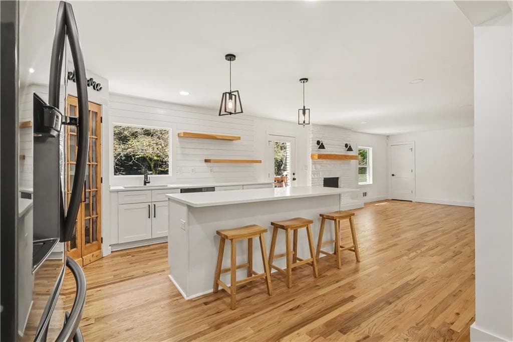 4 bedroom, 3 bathroom, 1,932 sq ft single family residence for sale at 2800 Duke of Gloucester Street, Atlanta, GA 30344 — photo 3