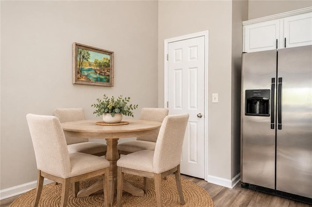2 bedroom, 2 bathroom, 1,216 sq ft townhouse for sale at 1761 Liberty, Atlanta, GA 30318 — photo 4