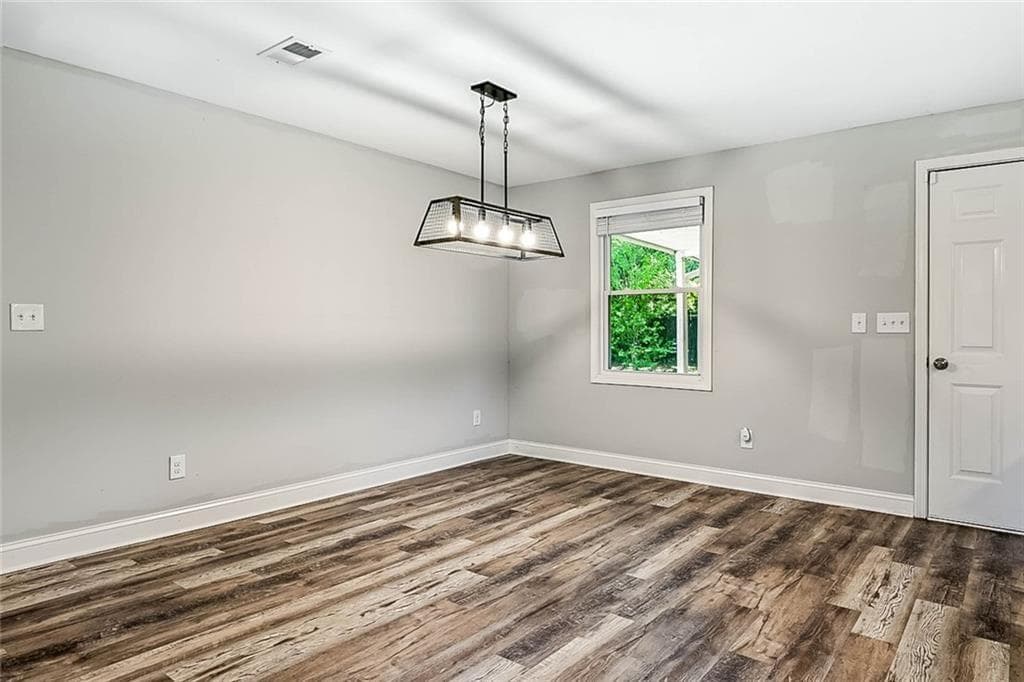 4 bedroom, 3 bathroom, 2,896 sq ft single family residence for sale at 70 Caroline Avenue, Stockbridge, GA 30281 — photo 8