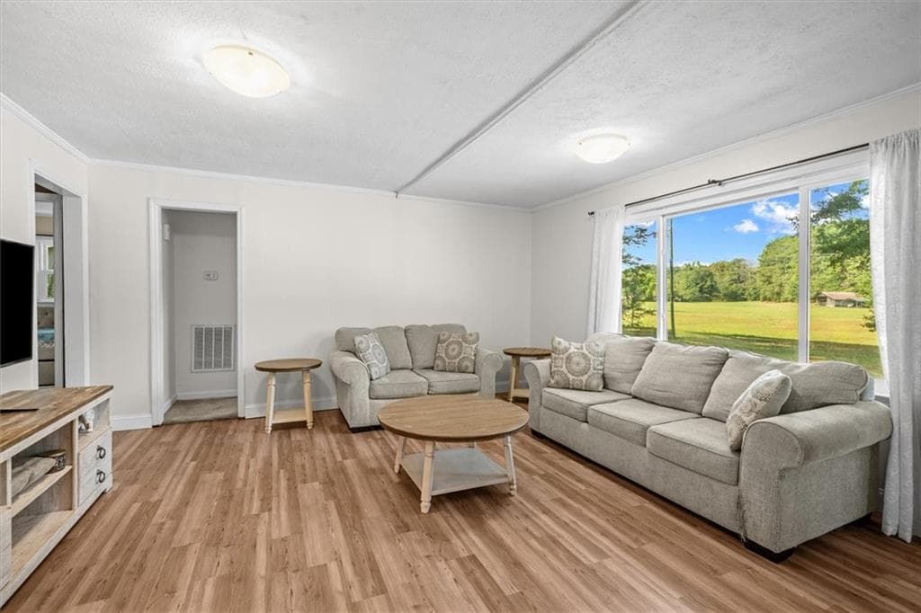 3 bedroom, 1 bathroom, 1,154 sq ft single family residence for sale at 163 Ben Putnam Road, Resaca, GA 30735 — photo 6