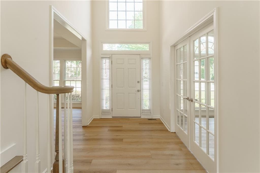 4 bedroom, 3 bathroom, 2,467 sq ft single family residence for rent at 3272 Pomarine Lane, Peachtree Corners, GA 30092 for $3,750 a month — photo 6