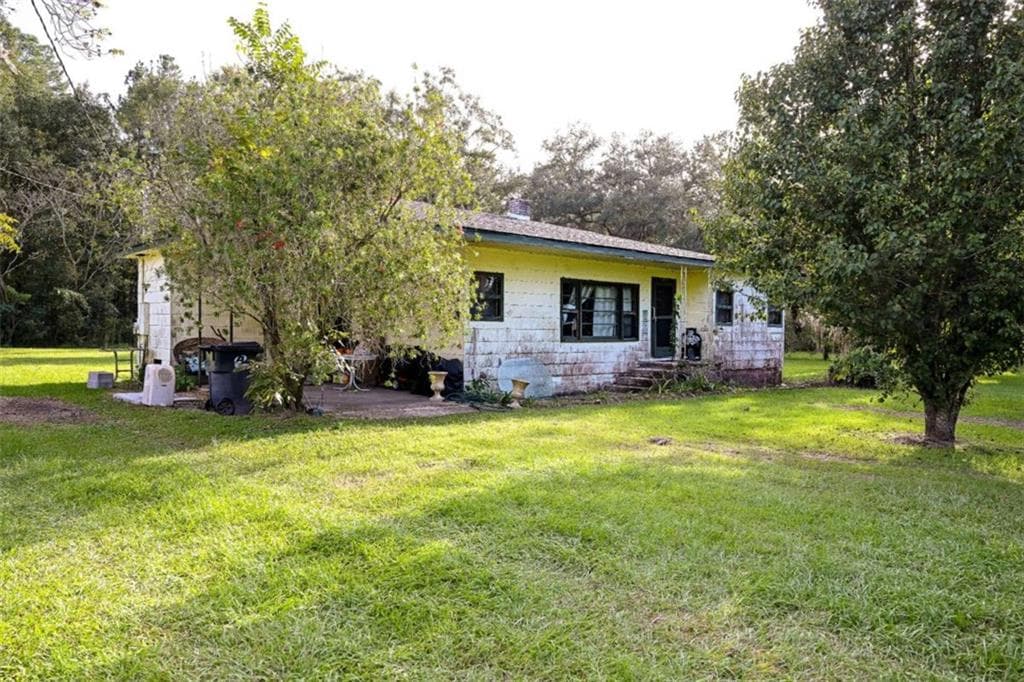 3 bedroom, 1 bathroom, 988 sq ft single family residence under contract at 4417 1st Street, Valdosta, GA 31601 — photo 5