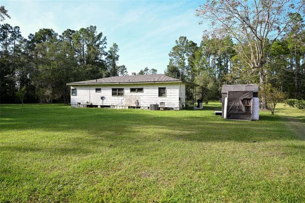 3 bedroom, 1 bathroom, 988 sq ft single family residence under contract at 4417 1st Street, Valdosta, GA 31601 — photo 7