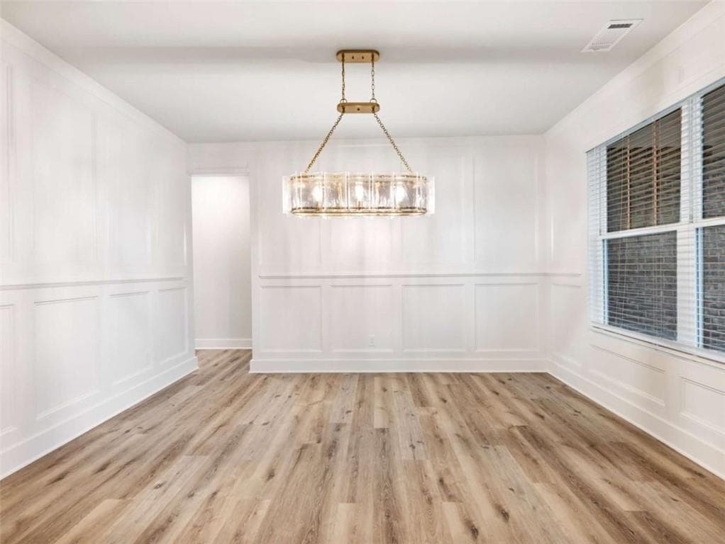 5 bedroom, 4 bathroom, 3,473 sq ft single family residence for sale at 4280 Hosch Reserve Drive, Buford, GA 30519 — photo 2