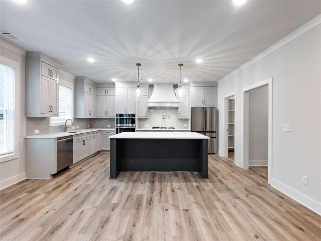 5 bedroom, 4 bathroom, 3,473 sq ft single family residence for sale at 4280 Hosch Reserve Drive, Buford, GA 30519 — photo 10