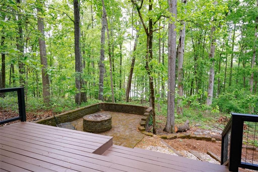 3 bedroom, 2 bathroom, 1,200 sq ft single family residence for sale at 452 Laina Bennett Road, Dawsonville, GA 30534 — photo 5