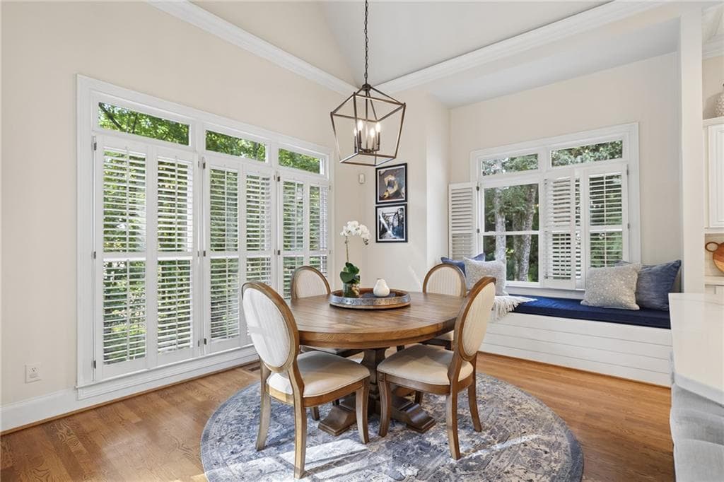 6 bedroom, 5 bathroom, 6,440 sq ft single family residence for sale at 465 W Magnolia Circle, Johns Creek, GA 30005 — photo 10