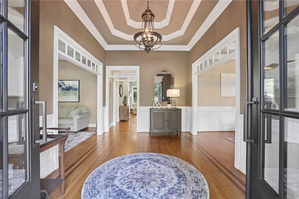 6 bedroom, 5 bathroom, 6,440 sq ft single family residence for sale at 465 W Magnolia Circle, Johns Creek, GA 30005 — photo 4