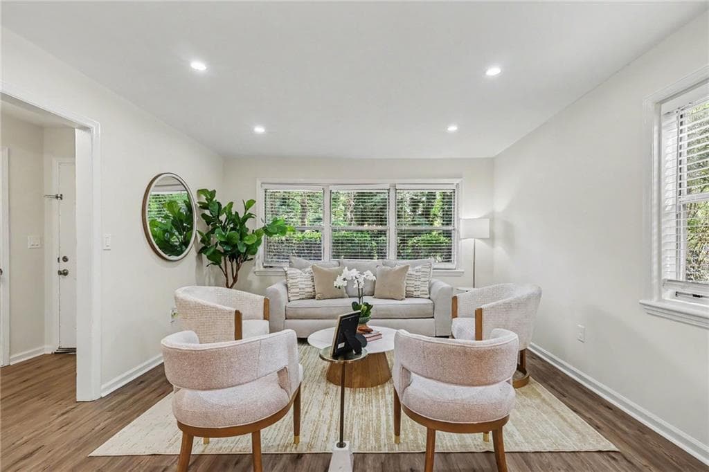 4 bedroom, 3 bathroom, 1,690 sq ft single family residence for sale at 74 Hollis Terrace, Atlanta, GA 30311 — photo 4