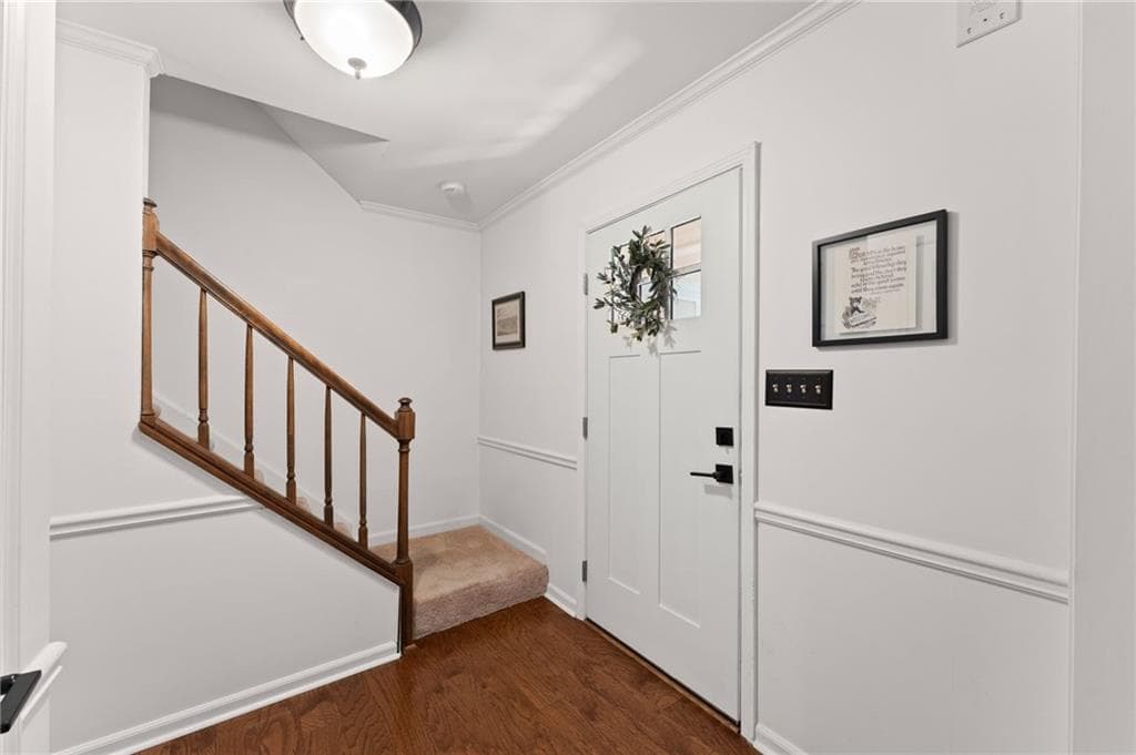 4 bedroom, 3 bathroom, 2,800 sq ft single family residence under contract at 914 Otter Way, Marietta, GA 30068 — photo 8