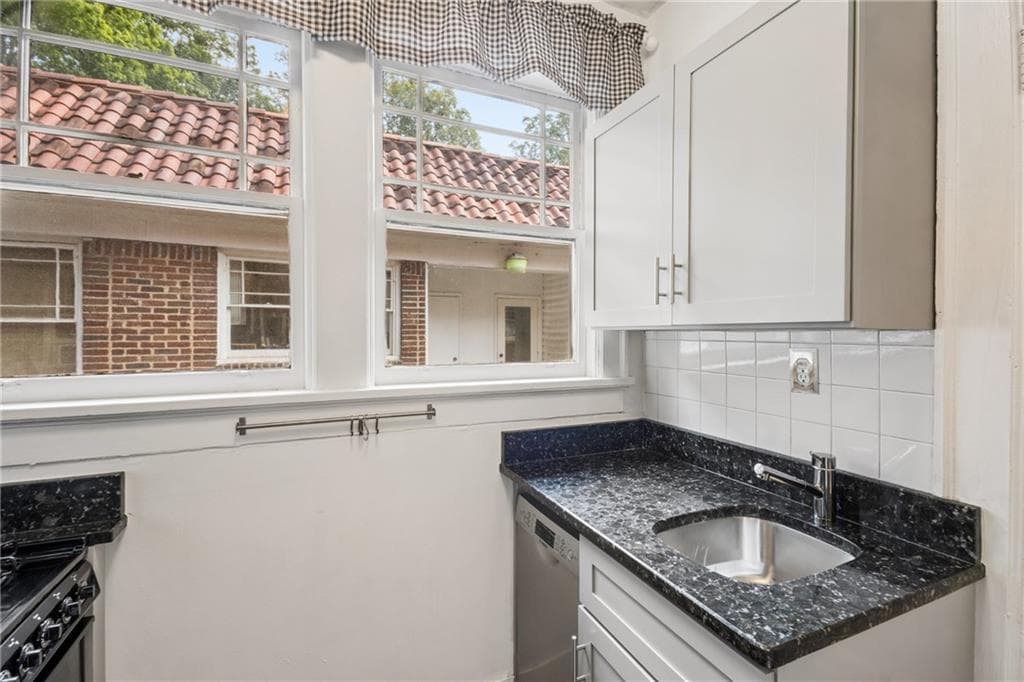 1 bedroom, 1 bathroom, 657 sq ft condominium for sale at 1111 Briarcliff Place 6, Atlanta, GA 30306 — photo 10