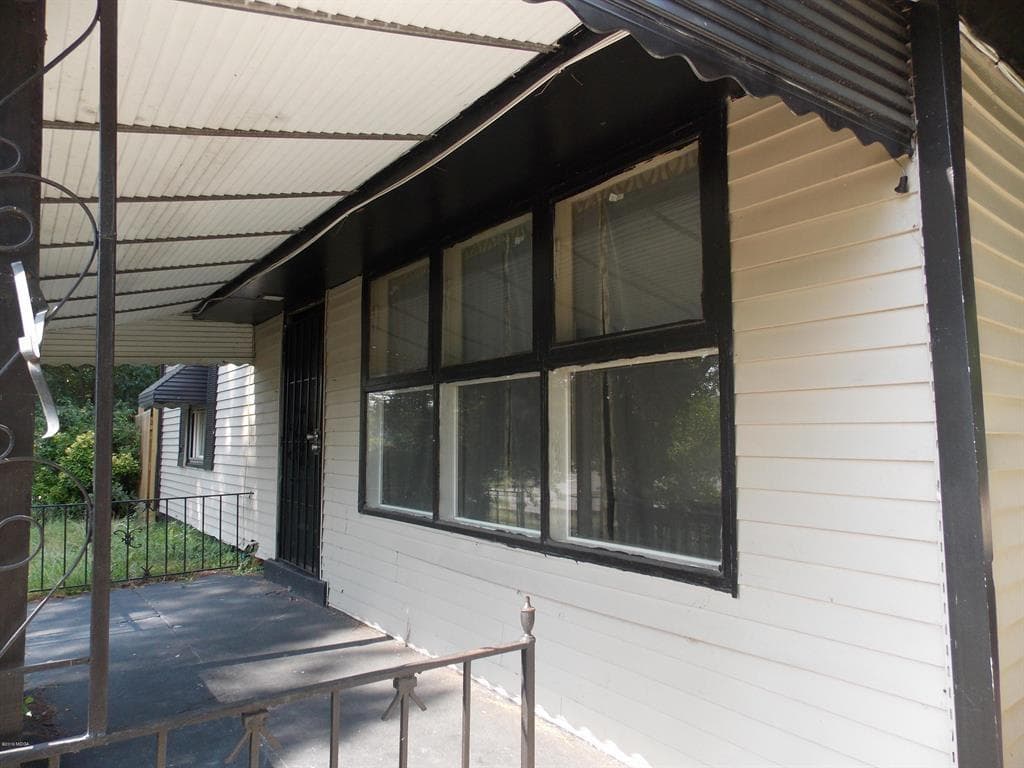 5 bedroom, 3 bathroom, 2,421 sq ft single family residence for sale at 3867 Rice Mill Road, Macon, GA 31206