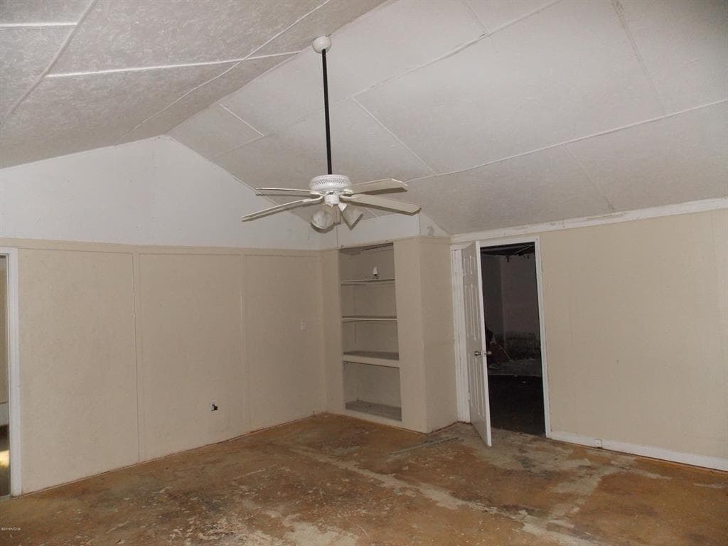 5 bedroom, 3 bathroom, 2,421 sq ft single family residence for sale at 3867 Rice Mill Road, Macon, GA 31206 — photo 2