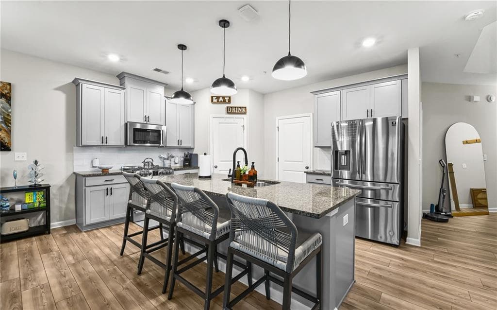 3 bedroom, 3 bathroom, 1,991 sq ft townhouse for sale at 195 Senna St, Marietta, GA 30064 — photo 7