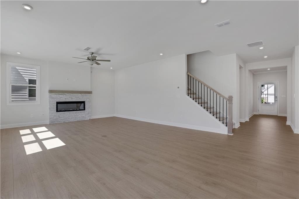 5 bedroom, 5 bathroom, 2,911 sq ft single family residence for sale at 4172 Adler Circle, Buford, GA 30519 — photo 10