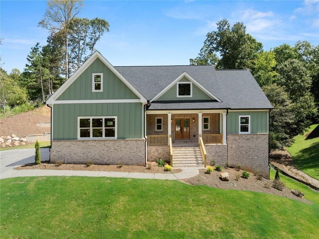 4 bedroom, 4 bathroom, 2,579 sq ft single family residence for sale at 3109 Winding Lake, Gainesville, GA 30504