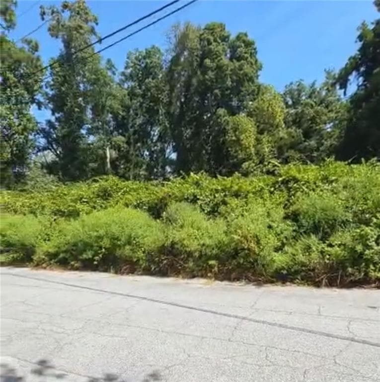 single family residence under contract at 5871 Community Road, Mableton, GA 30126 — photo 3
