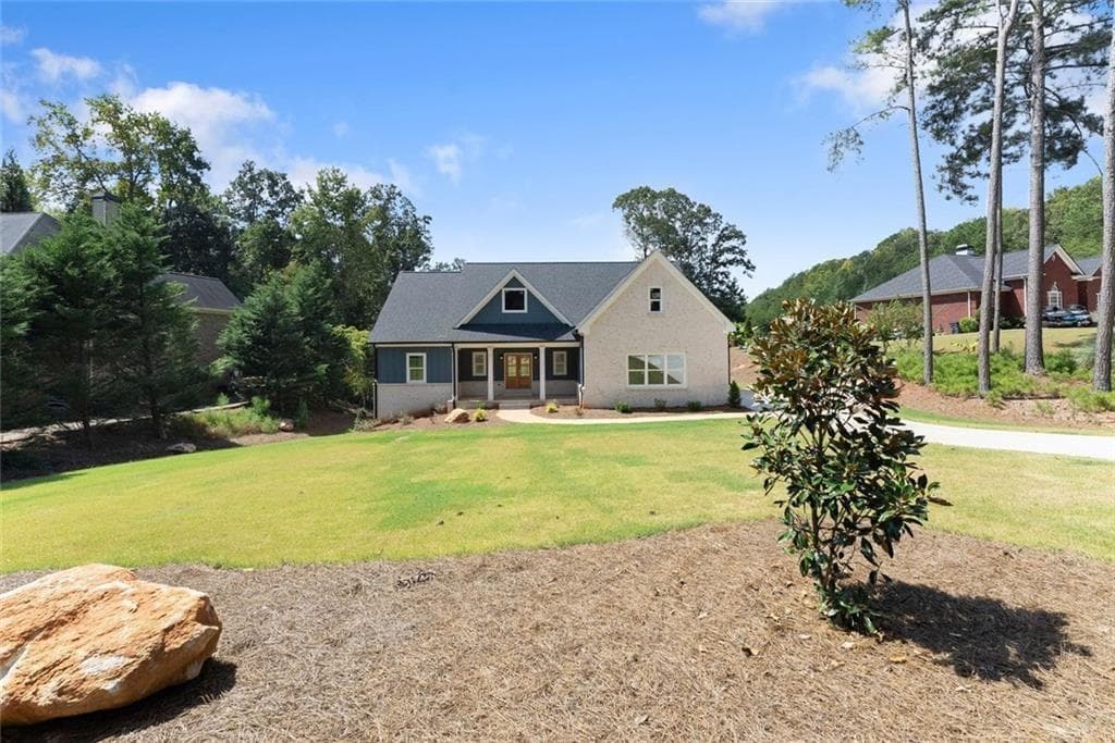 4 bedroom, 4 bathroom, 2,579 sq ft single family residence under contract at 3063 Ivey Rd, Gainesville, GA 30504 — photo 4