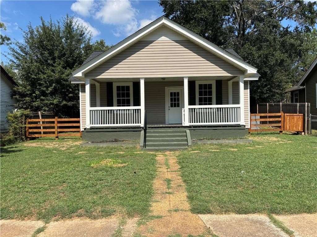 2 bedroom, 1 bathroom, 1,136 sq ft single family residence for sale at 574 Lane Street, Rockmart, GA 30153 — photo 3