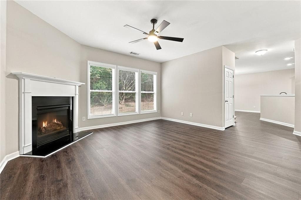 4 bedroom, 3 bathroom, 2,814 sq ft single family residence for sale at 3725 Crowchild Drive, Cumming, GA 30041 — photo 7