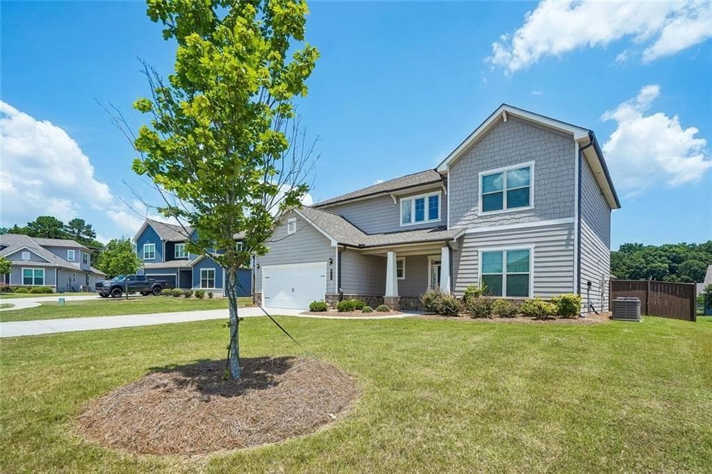5 bedroom, 3 bathroom, 2,837 sq ft single family residence for sale at 217 Blue Iris Court, Winder, GA 30680 — photo 3
